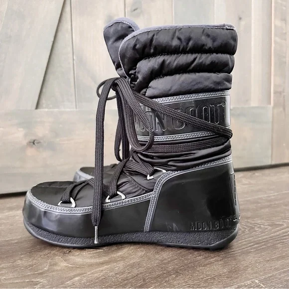 Tecnica W.E.Shorty Moon Boot - Picture 3 of 15